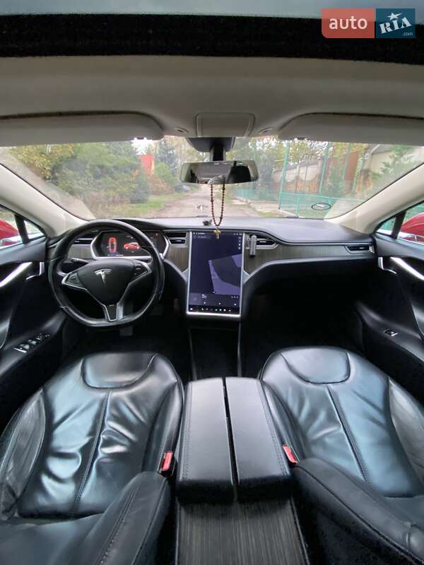 Лифтбек Tesla Model S 2013 в Одессе