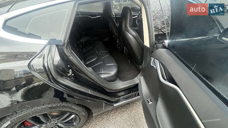 Лифтбек Tesla Model S 2014 в Харькове