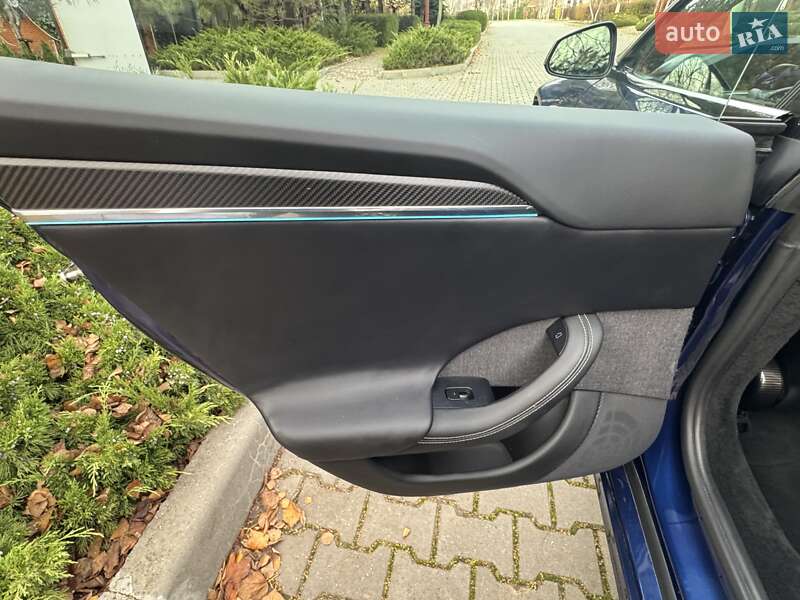 Лифтбек Tesla Model S 2021 в Одессе