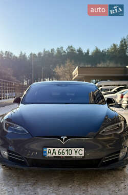Лифтбек Tesla Model S 2016 в Киеве