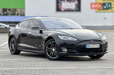 Лифтбек Tesla Model S 2015 в Одессе