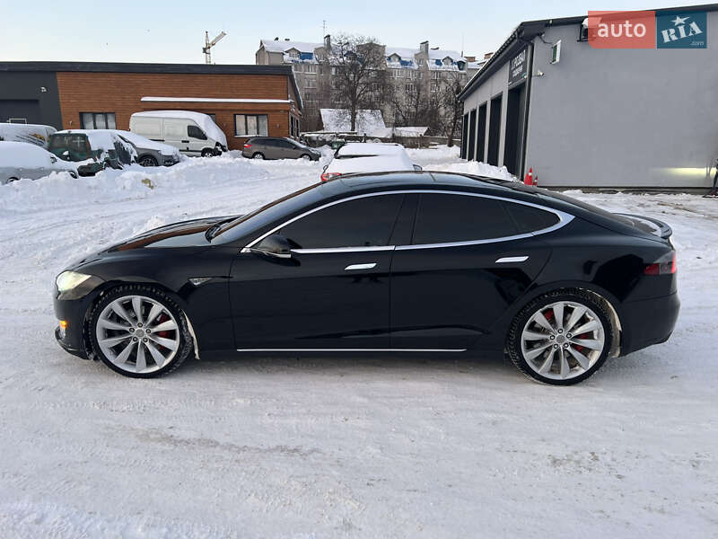 Лифтбек Tesla Model S 2013 в Киеве
