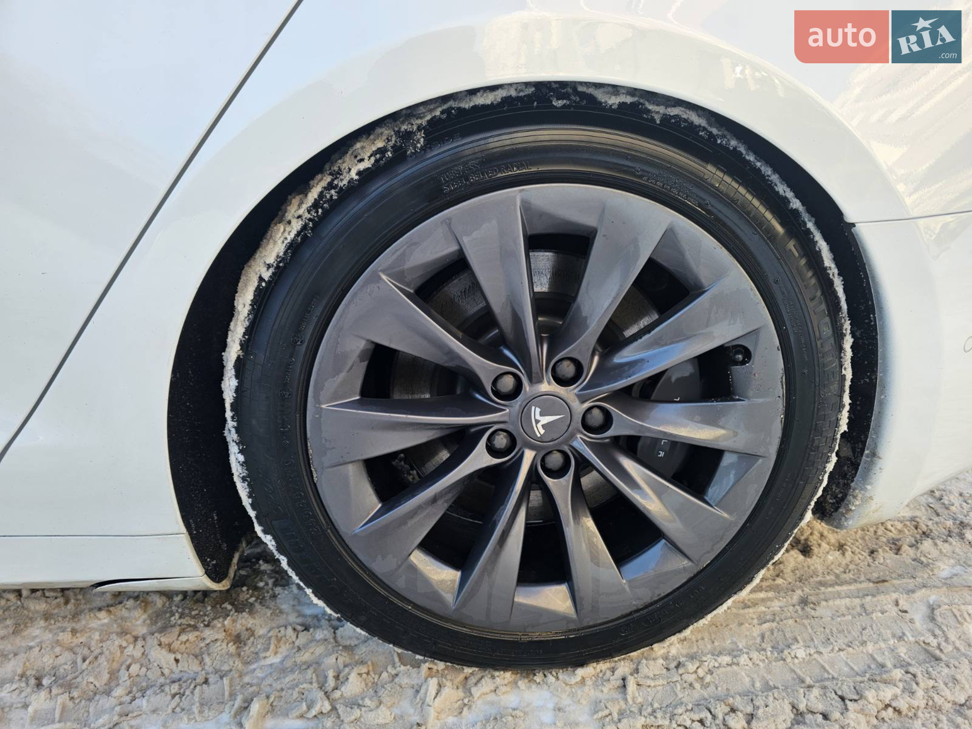 2019 Tesla Model S - мініатюра 8