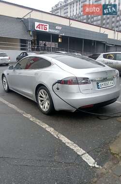 Лифтбек Tesla Model S 2017 в Житомире фото 3 Лифтбек Tesla Model S 2017 в Житомире