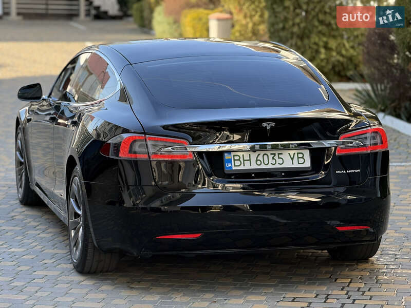 Лифтбек Tesla Model S 2020 в Одессе