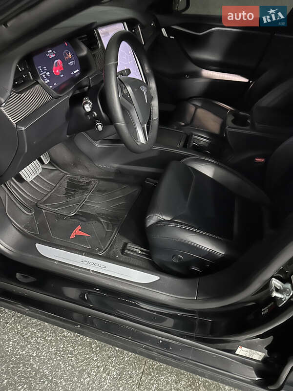 Лифтбек Tesla Model S 2019 в Киеве