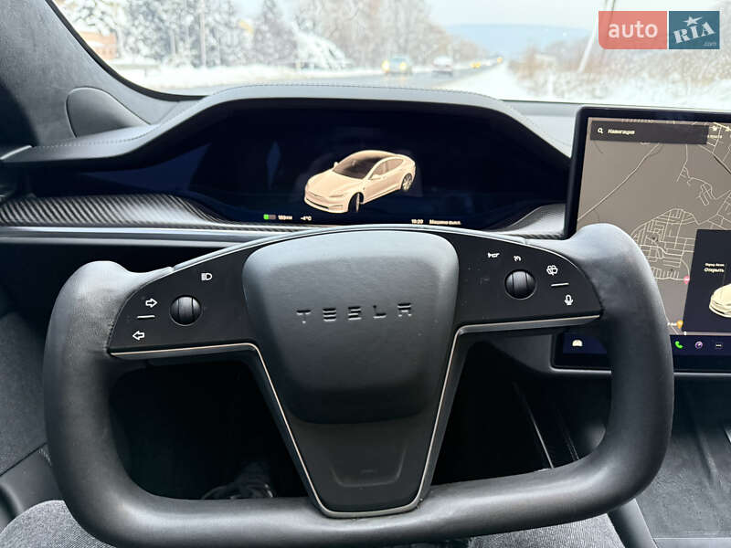 Лифтбек Tesla Model S 2021 в Ужгороде