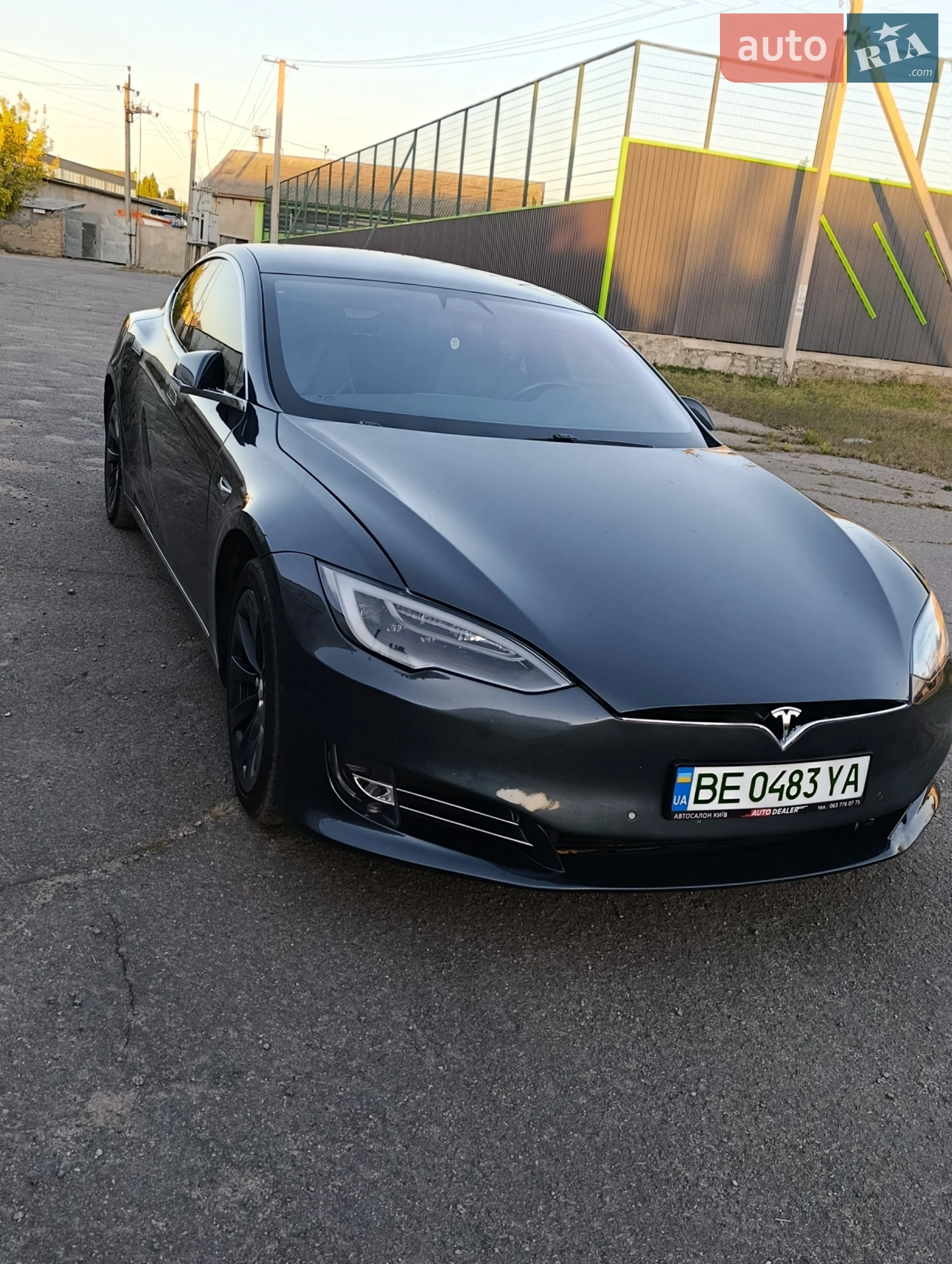 2016 Tesla Model S - мініатюра 10