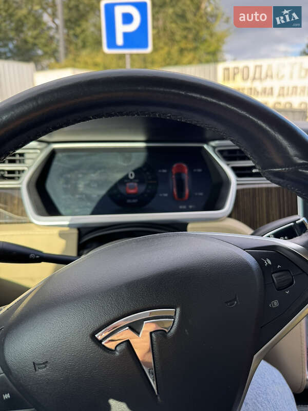 Лифтбек Tesla Model S 2013 в Одессе