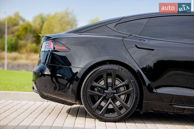 Лифтбек Tesla Model S 2022 в Львове