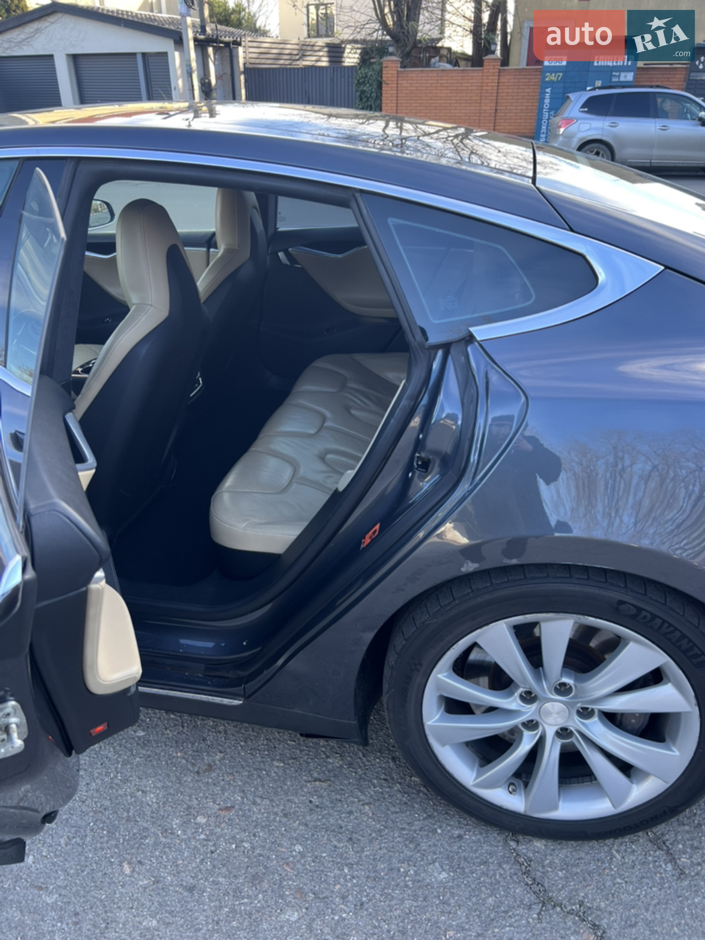 2014 Tesla Model S - мініатюра 5