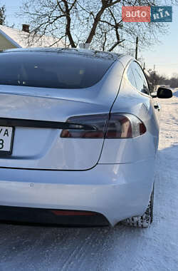 Лифтбек Tesla Model S 2016 в Владимире
