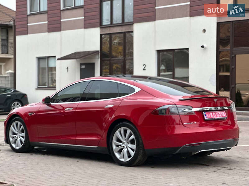 Лифтбек Tesla Model S 2015 в Одессе