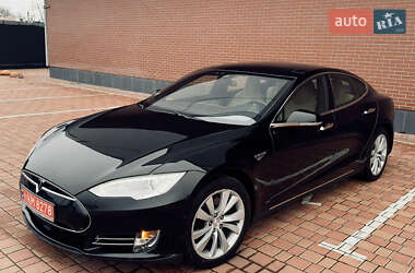 Лифтбек Tesla Model S 2015 в Одессе