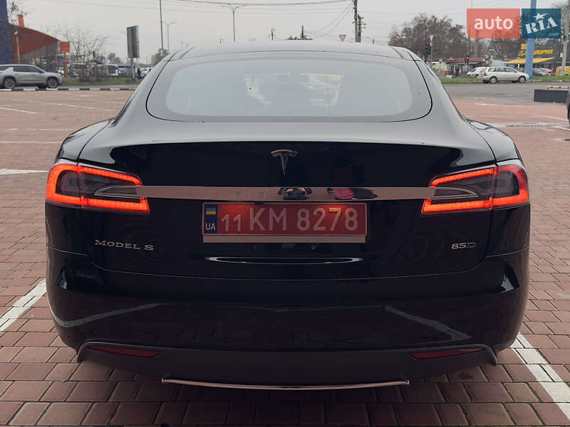 Лифтбек Tesla Model S 2015 в Одессе