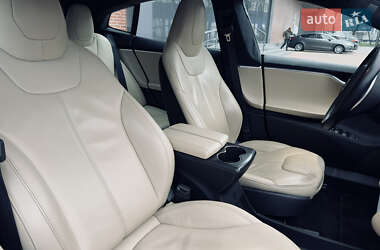 Лифтбек Tesla Model S 2015 в Одессе