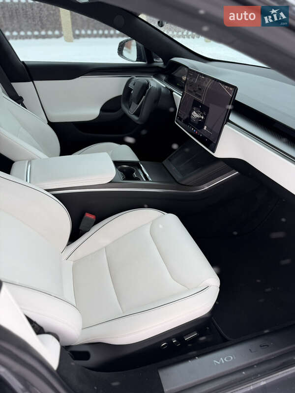 Ліфтбек Tesla Model S 2022 в Львові