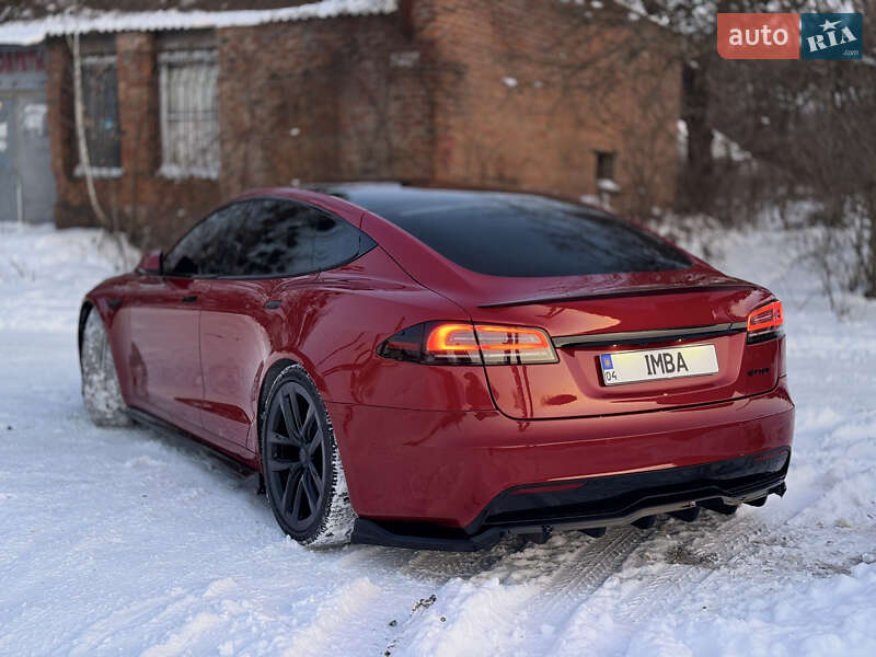 Лифтбек Tesla Model S 2022 в Днепре