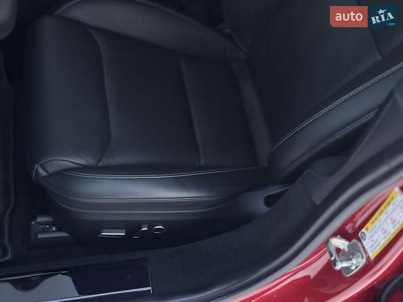 Лифтбек Tesla Model S 2022 в Днепре