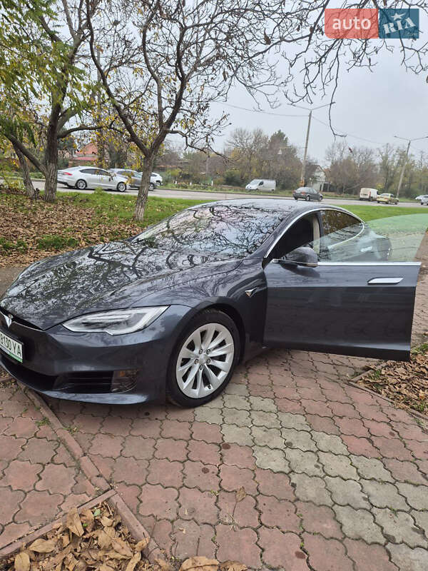 Tesla Model S 2017 Tesla Model S 2017