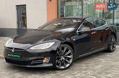 Ліфтбек Tesla Model S 2019 в Києві