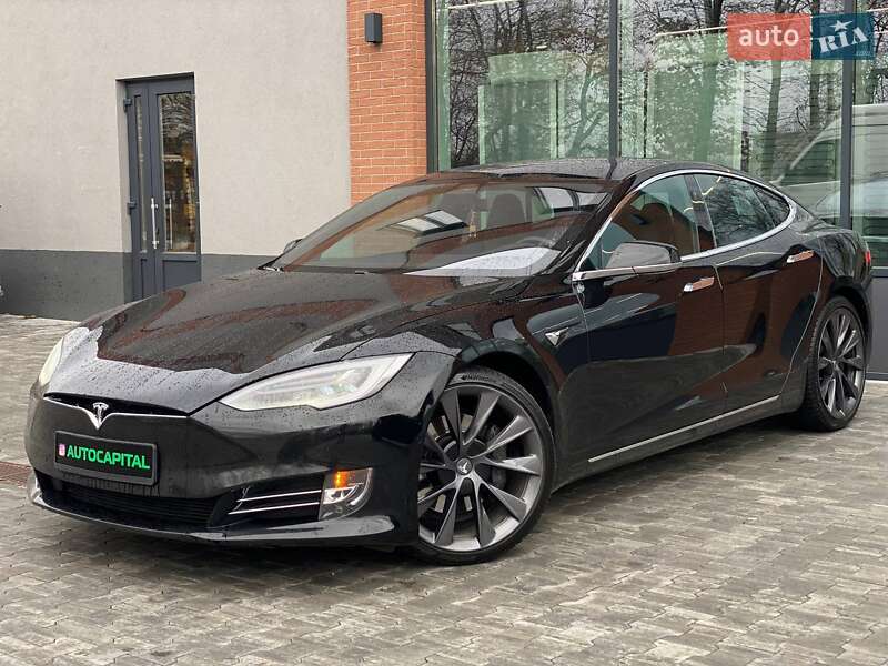 Tesla Model S 2019