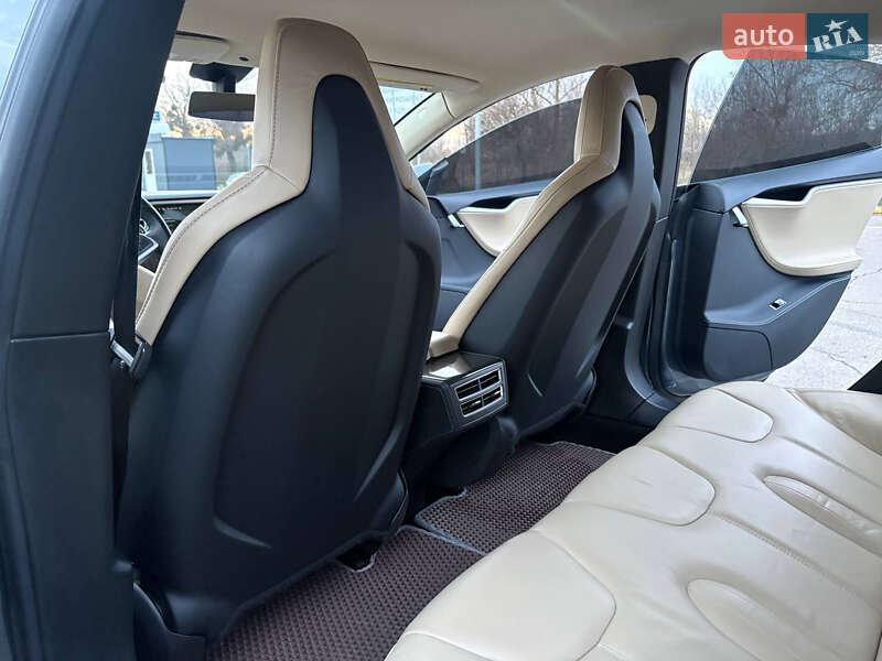 Ліфтбек Tesla Model S 2013 в Києві фото 9 Ліфтбек Tesla Model S 2013 в Києві