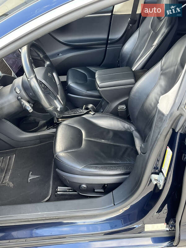 Лифтбек Tesla Model S 2014 в Одессе фото 12 Лифтбек Tesla Model S 2014 в Одессе