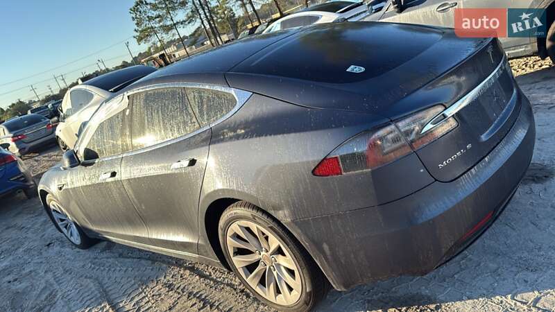 Ліфтбек Tesla Model S 2016 в Сквирі