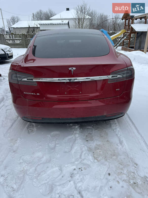 Лифтбек Tesla Model S 2017 в Черновцах фото 7 Лифтбек Tesla Model S 2017 в Черновцах
