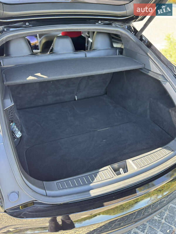 Лифтбек Tesla Model S 2016 в Днепре фото 10 Лифтбек Tesla Model S 2016 в Днепре