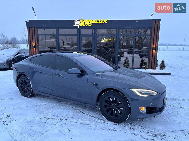 Лифтбек Tesla Model S 2017 в Коломые фото 2 Лифтбек Tesla Model S 2017 в Коломые