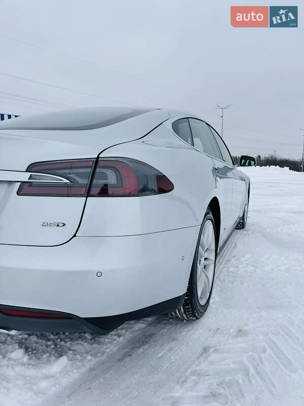 Лифтбек Tesla Model S 2015 в Ровно фото 24 Лифтбек Tesla Model S 2015 в Ровно