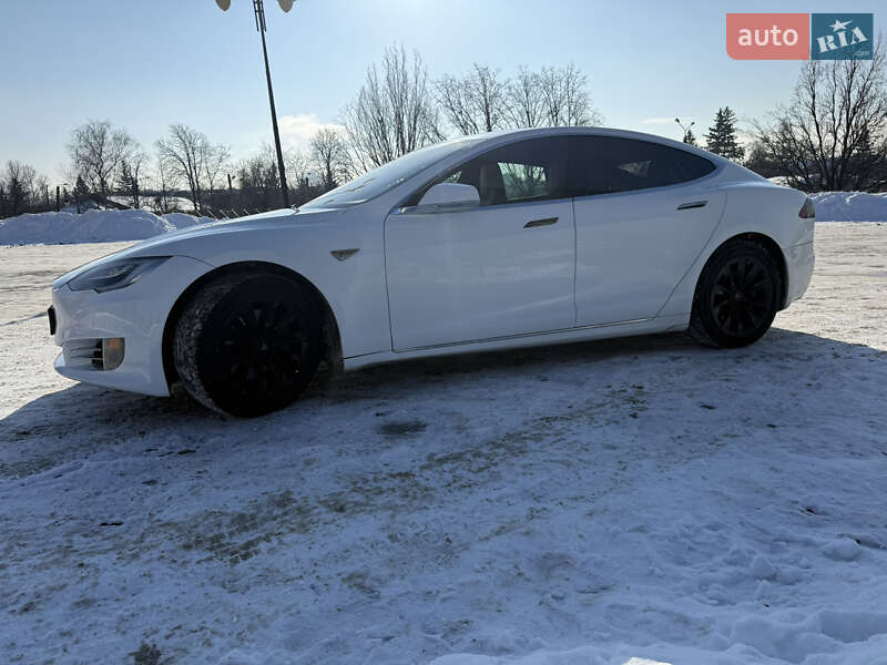 Лифтбек Tesla Model S 2016 в Харькове