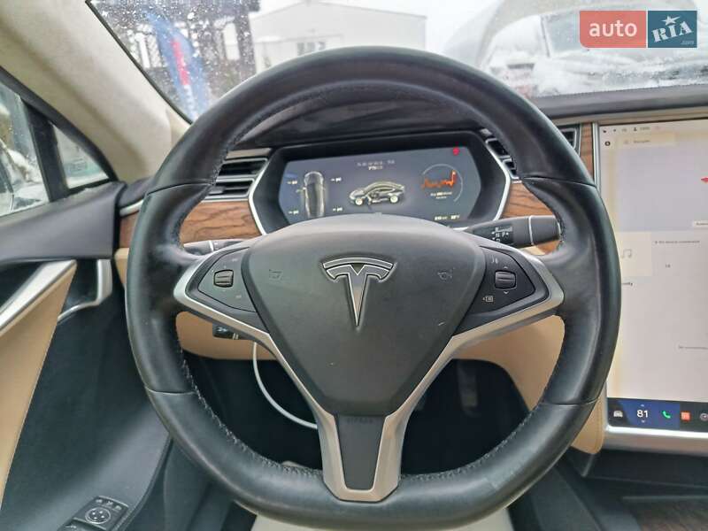 Лифтбек Tesla Model S 2017 в Подгайцах фото 19 Лифтбек Tesla Model S 2017 в Подгайцах