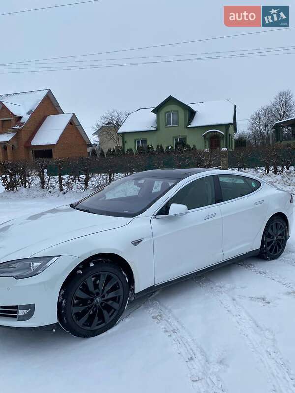 Ліфтбек Tesla Model S 2013 в Івано-Франківську фото 15 Ліфтбек Tesla Model S 2013 в Івано-Франківську