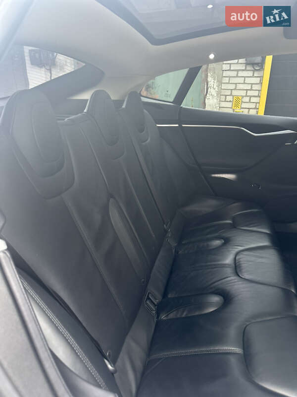 Ліфтбек Tesla Model S 2013 в Миколаєві фото 12 Ліфтбек Tesla Model S 2013 в Миколаєві