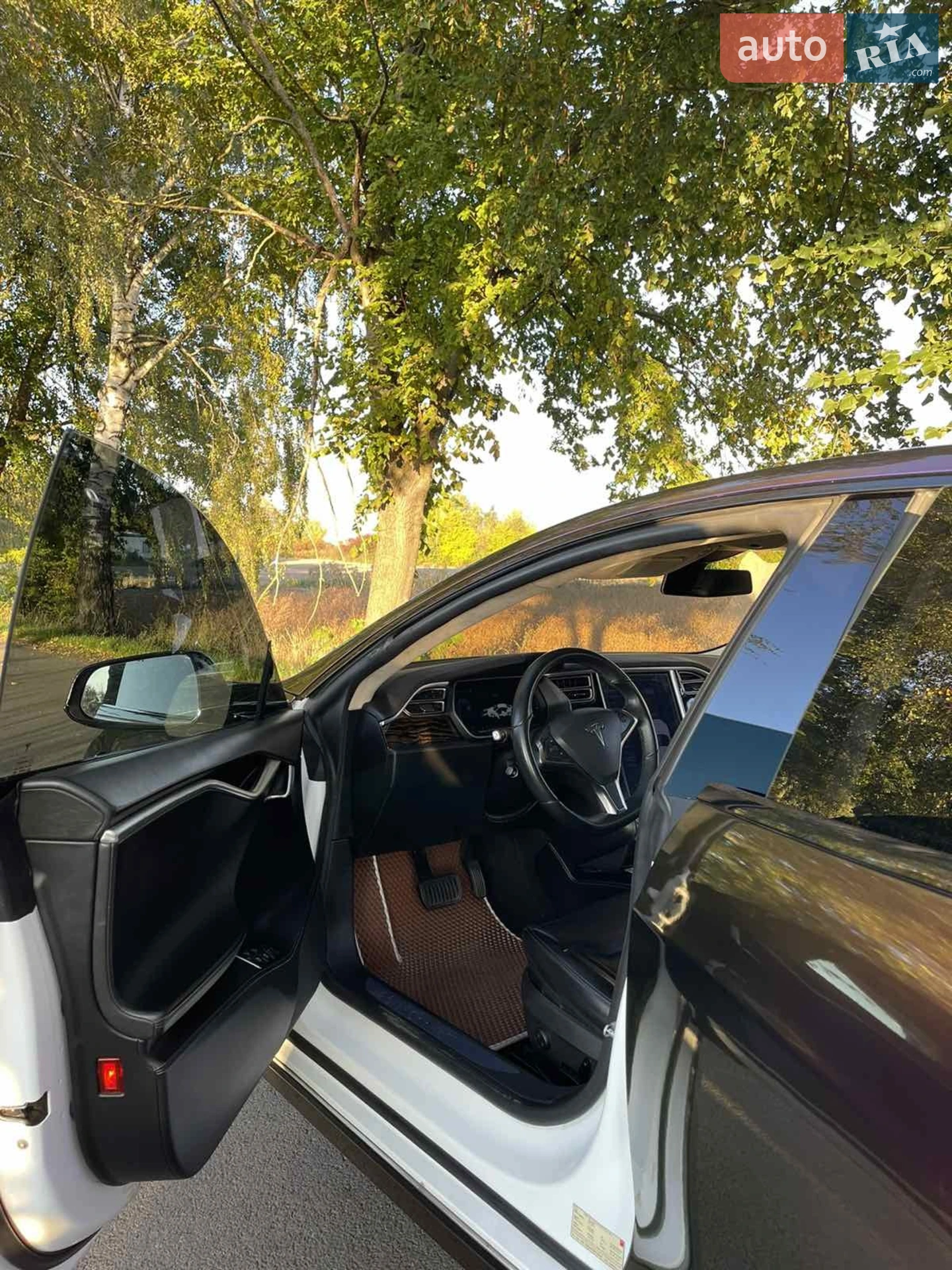 2016 Tesla Model S - мініатюра 18