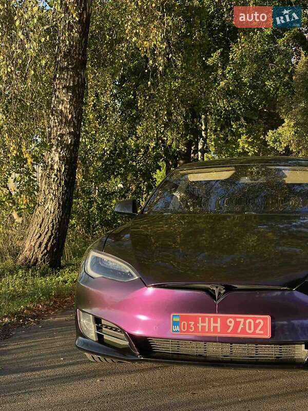 Лифтбек Tesla Model S 2016 в Луцке фото 37 Лифтбек Tesla Model S 2016 в Луцке