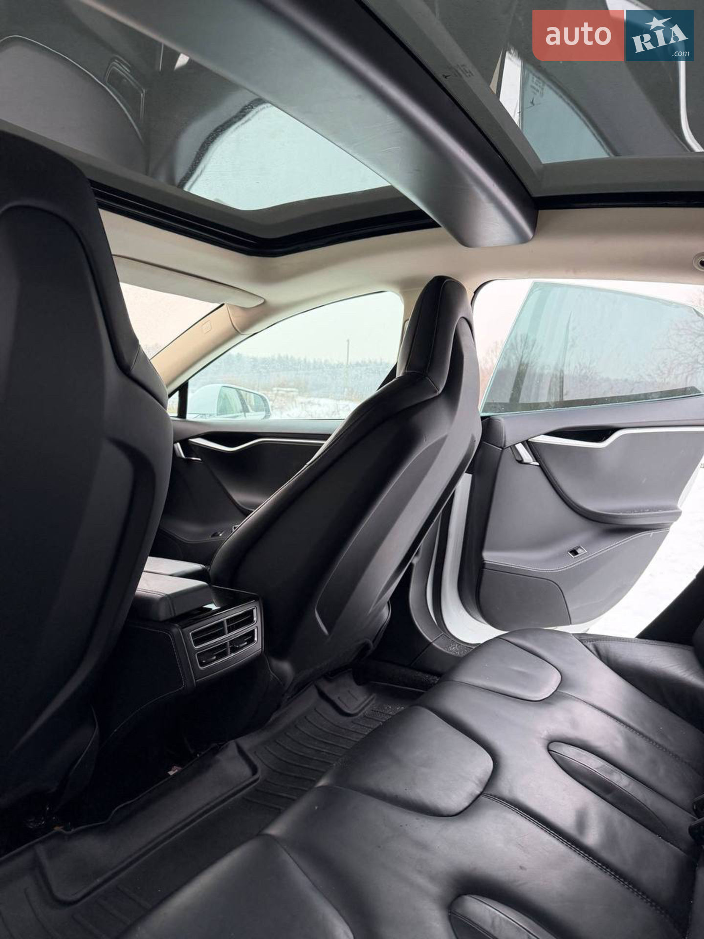 2014 Tesla Model S - мініатюра 4
