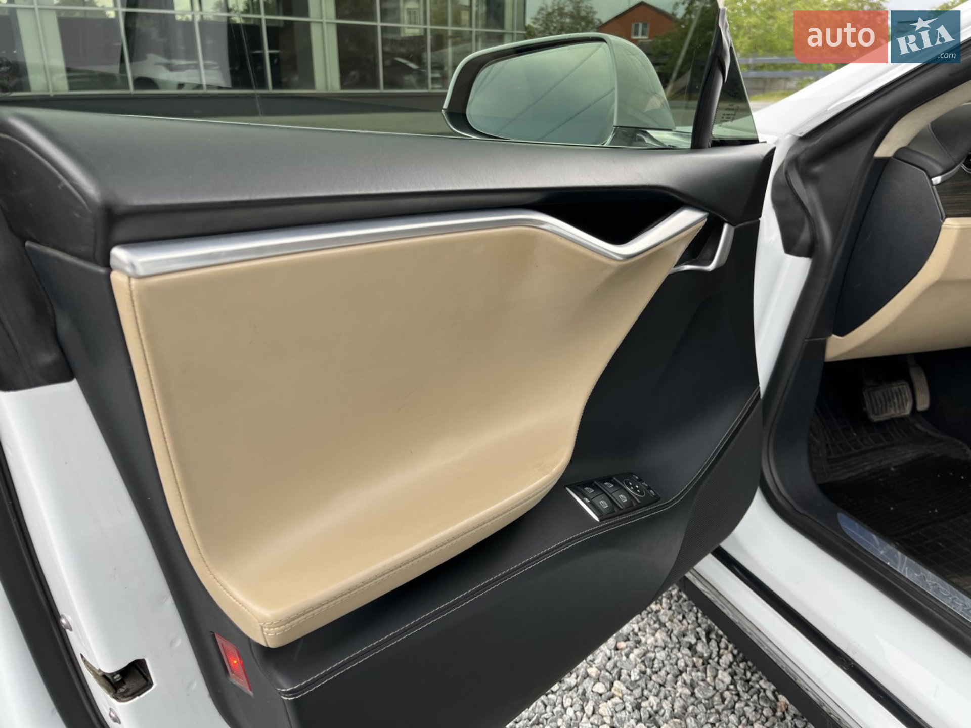2015 Tesla Model S - мініатюра 8