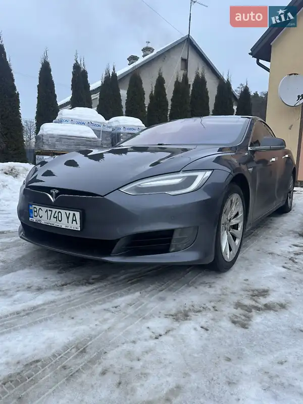 Tesla Model S