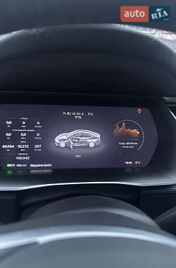 Лифтбек Tesla Model S 2017 в Львове