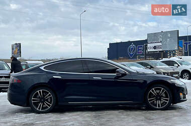 Лифтбек Tesla Model S 2014 в Львове