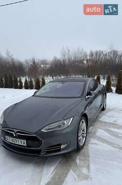 Ліфтбек Tesla Model S 2014 в Богородчанах