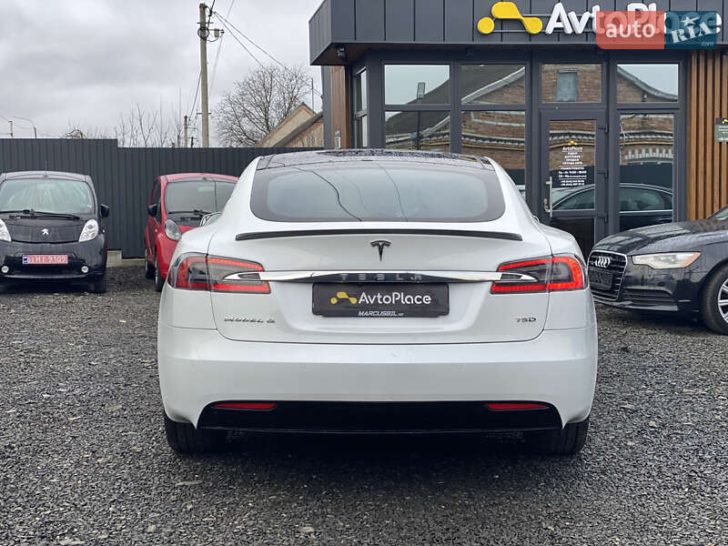Ліфтбек Tesla Model S 2017 в Луцьку