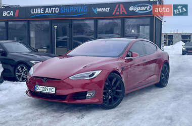 Ліфтбек Tesla Model S 2017 в Львові