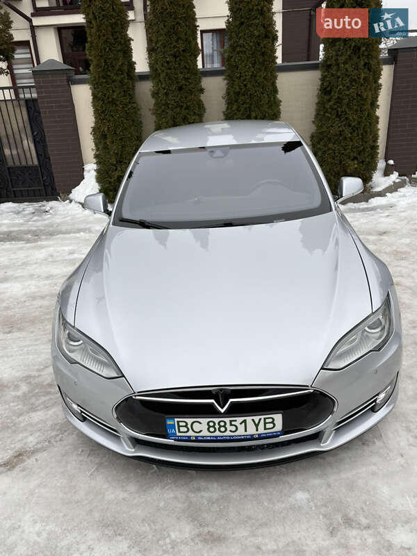 Лифтбек Tesla Model S 2015 в Львове фото 11 Лифтбек Tesla Model S 2015 в Львове