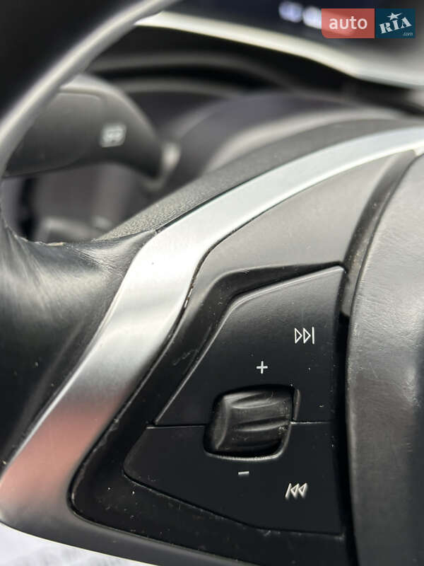 Лифтбек Tesla Model S 2015 в Львове фото 38 Лифтбек Tesla Model S 2015 в Львове