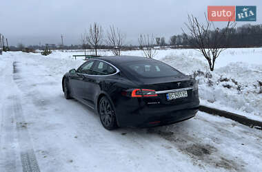 Ліфтбек Tesla Model S 2016 в Львові